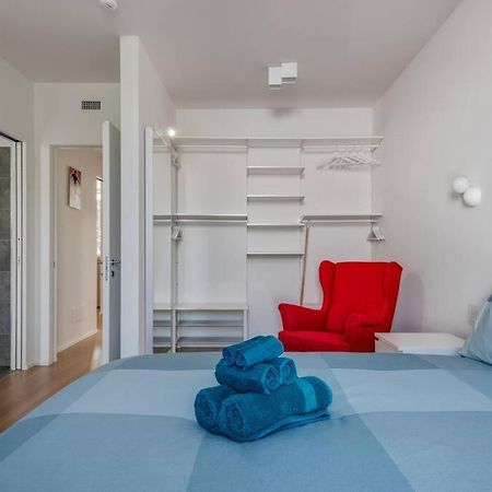 Easylife - Modern And Spacious Apt In Fiera City Life Milaan Buitenkant foto